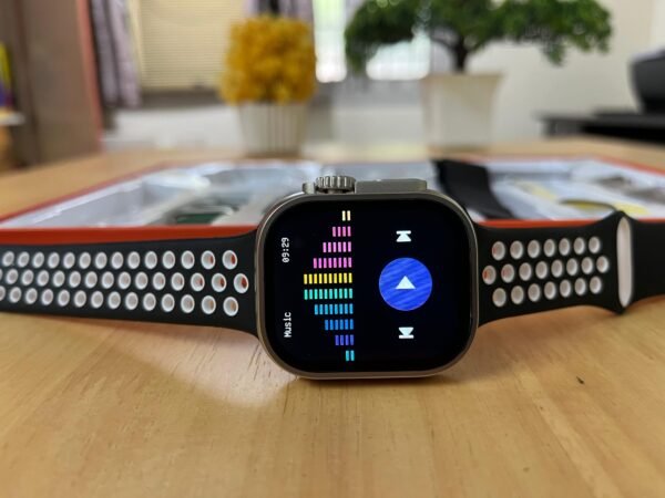 Smartwatch Ultra 7+1 Combo (7 Belts) - Image 5